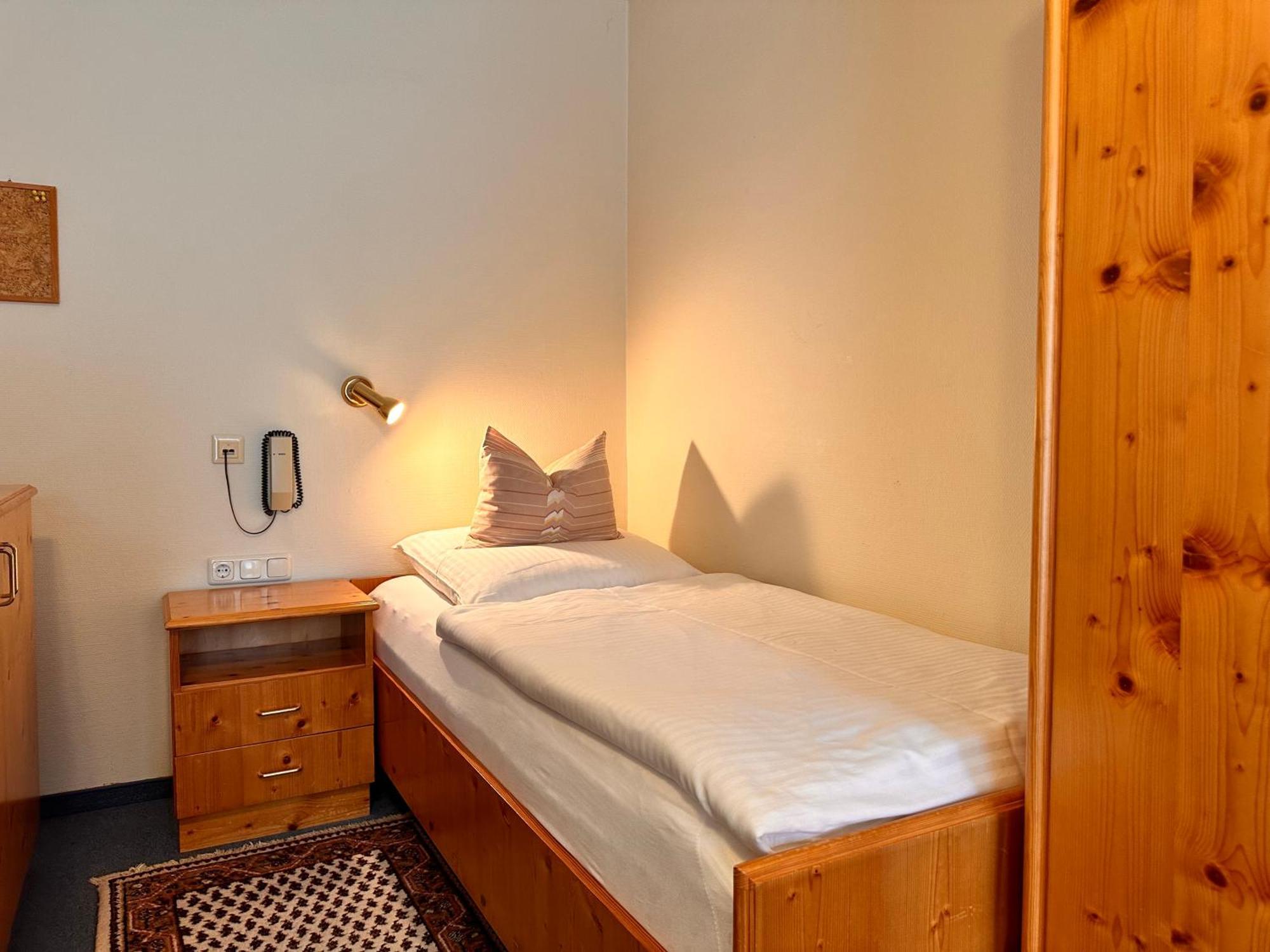 Pension Zum Loewen, Parkplatz, Fruehstueck, Wlan, Zentral Bad Steben Ngoại thất bức ảnh